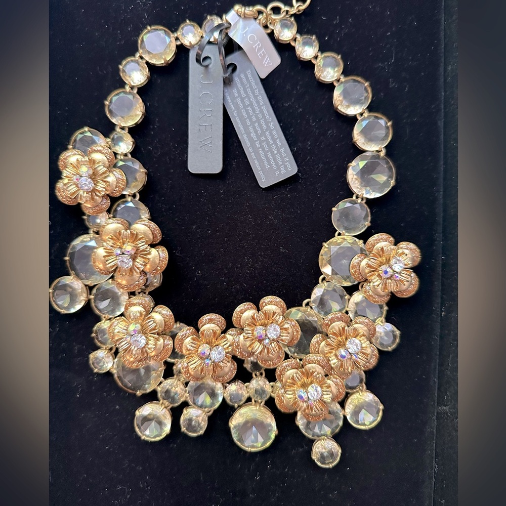 NWT J Crew Statement Bib Necklace